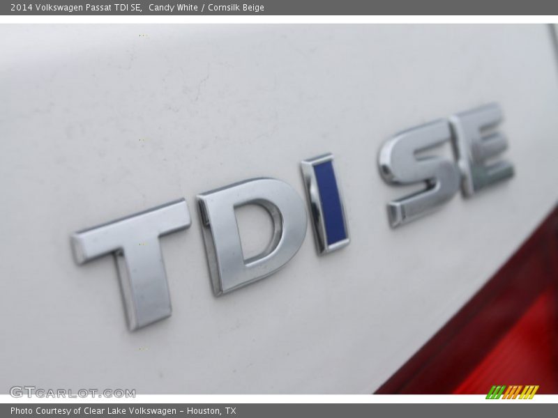 Candy White / Cornsilk Beige 2014 Volkswagen Passat TDI SE