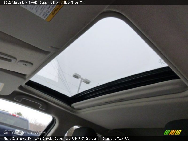 Sapphire Black / Black/Silver Trim 2012 Nissan Juke S AWD