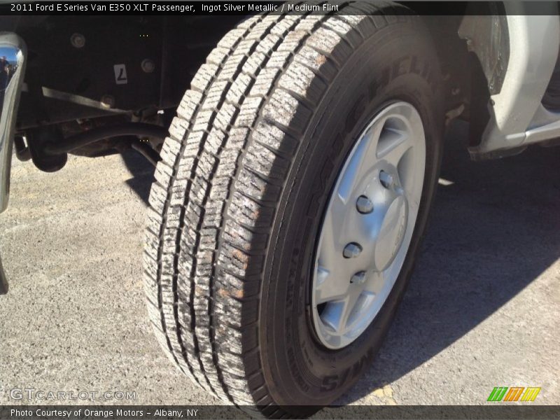 Ingot Silver Metallic / Medium Flint 2011 Ford E Series Van E350 XLT Passenger