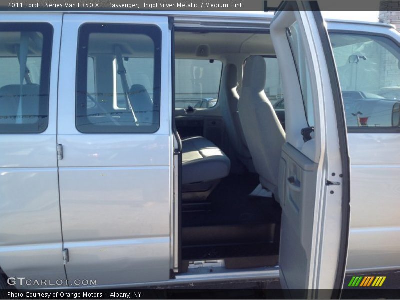Ingot Silver Metallic / Medium Flint 2011 Ford E Series Van E350 XLT Passenger