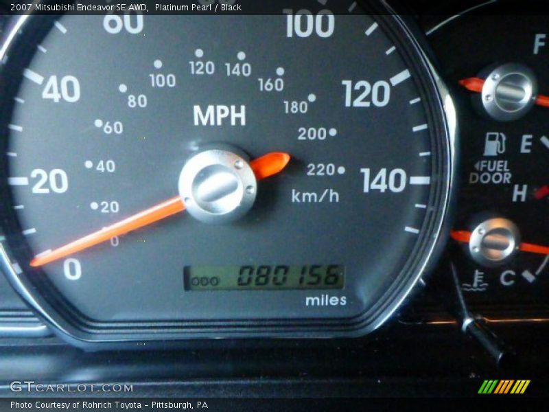 Platinum Pearl / Black 2007 Mitsubishi Endeavor SE AWD