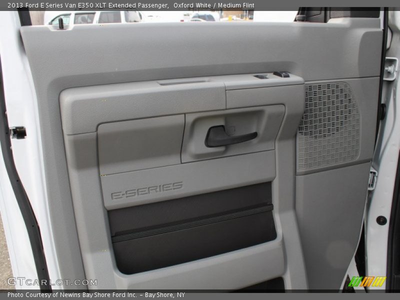 Oxford White / Medium Flint 2013 Ford E Series Van E350 XLT Extended Passenger
