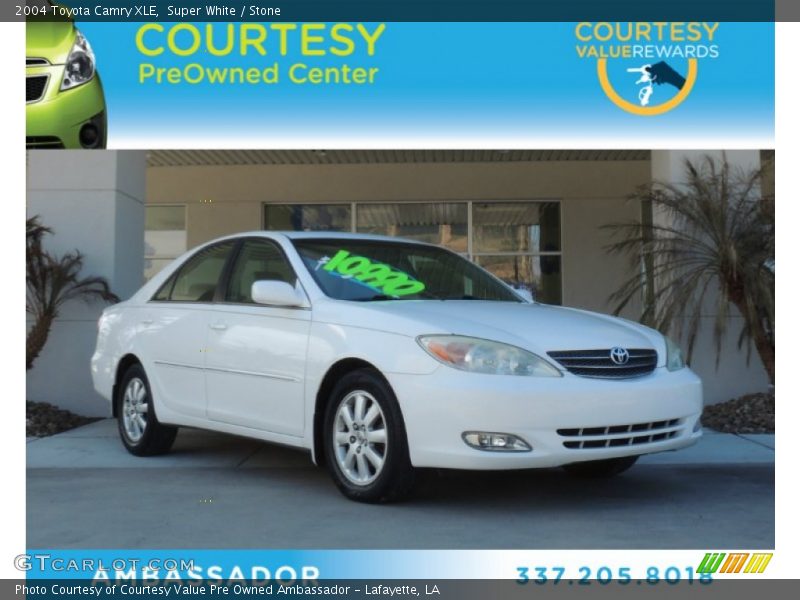 Super White / Stone 2004 Toyota Camry XLE