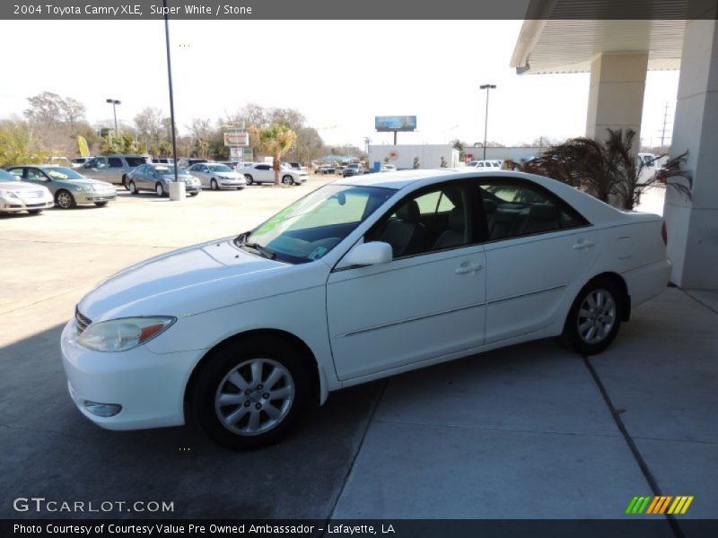 Super White / Stone 2004 Toyota Camry XLE