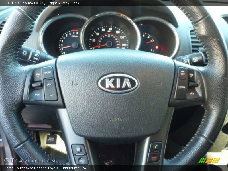 Bright Silver / Black 2011 Kia Sorento EX V6