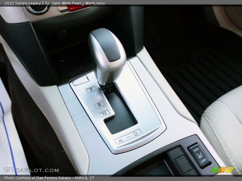 Satin White Pearl / Warm Ivory 2012 Subaru Legacy 2.5i