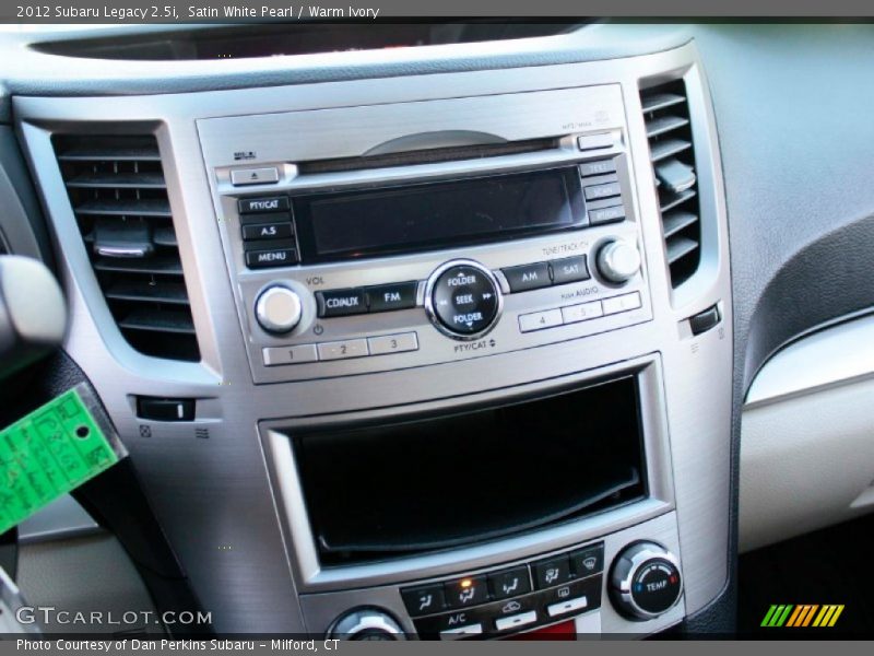 Satin White Pearl / Warm Ivory 2012 Subaru Legacy 2.5i