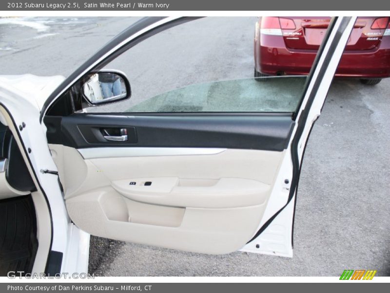 Satin White Pearl / Warm Ivory 2012 Subaru Legacy 2.5i