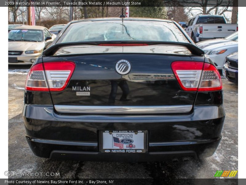 Tuxedo Black Metallic / Medium Light Stone 2009 Mercury Milan I4 Premier