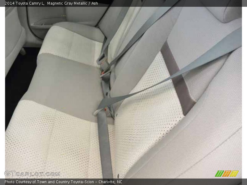 Magnetic Gray Metallic / Ash 2014 Toyota Camry L