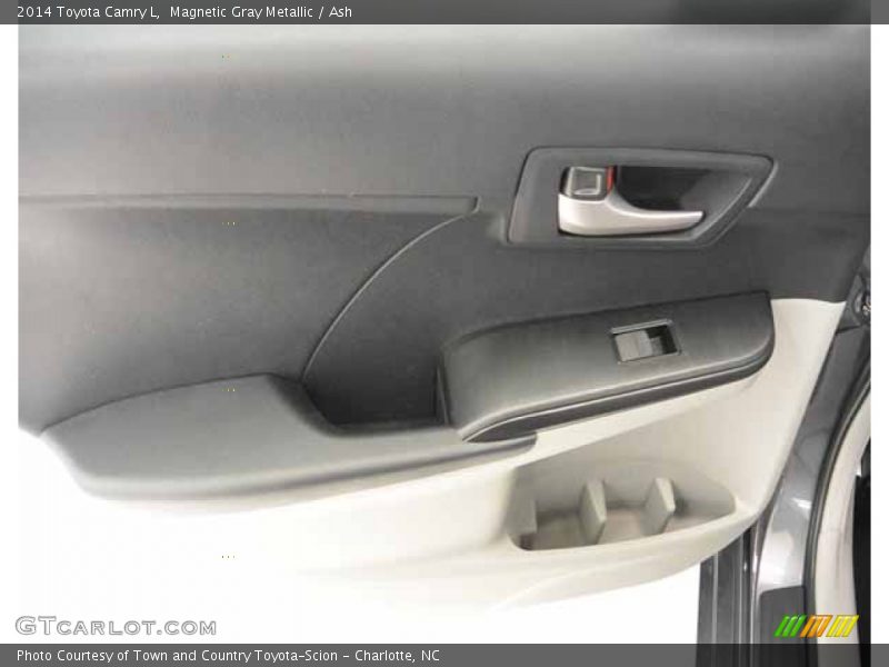 Magnetic Gray Metallic / Ash 2014 Toyota Camry L