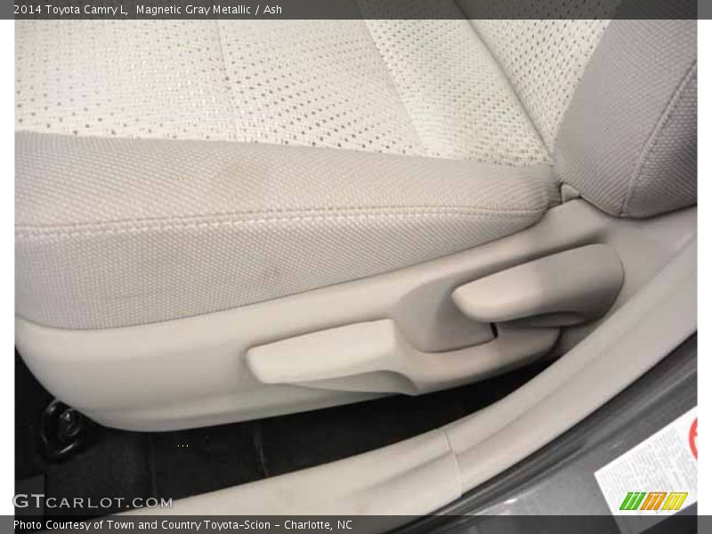 Magnetic Gray Metallic / Ash 2014 Toyota Camry L