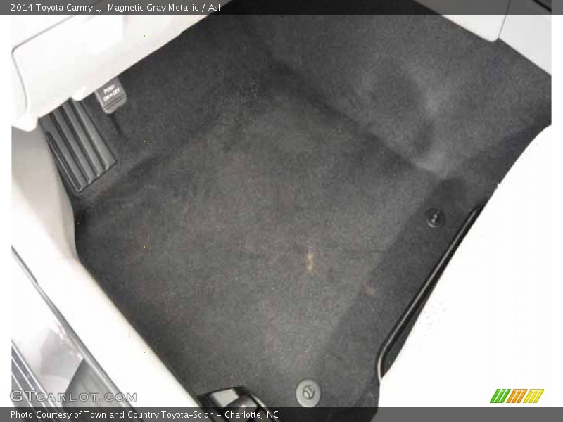 Magnetic Gray Metallic / Ash 2014 Toyota Camry L