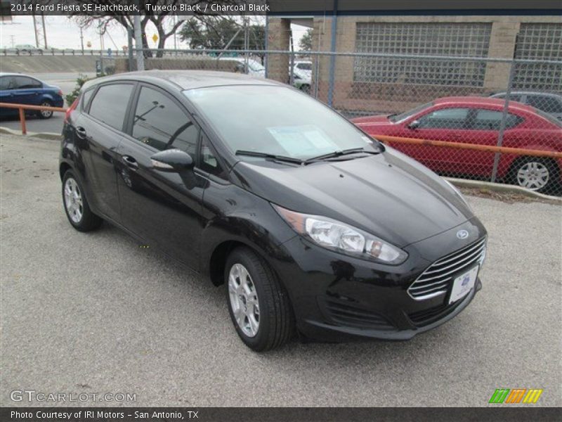 Tuxedo Black / Charcoal Black 2014 Ford Fiesta SE Hatchback