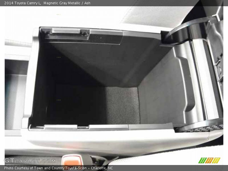 Magnetic Gray Metallic / Ash 2014 Toyota Camry L