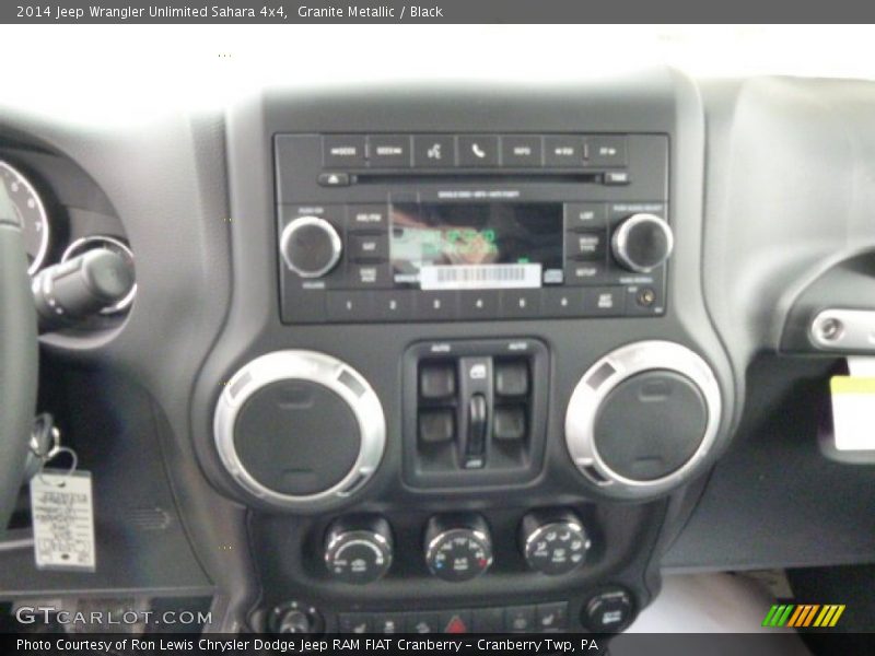 Granite Metallic / Black 2014 Jeep Wrangler Unlimited Sahara 4x4