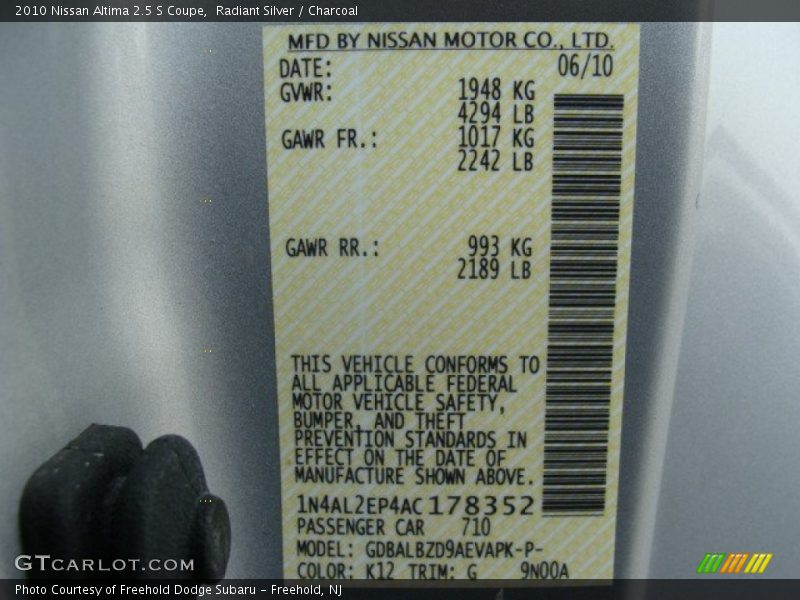 Radiant Silver / Charcoal 2010 Nissan Altima 2.5 S Coupe
