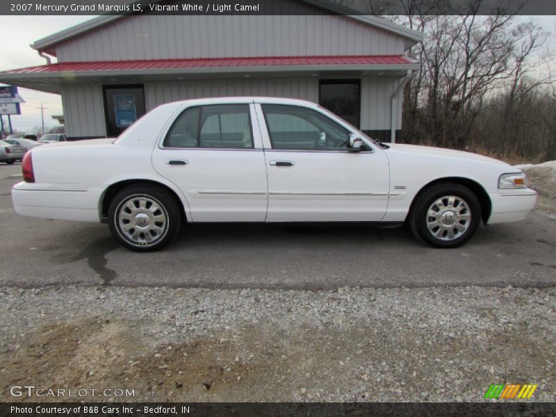 Vibrant White / Light Camel 2007 Mercury Grand Marquis LS