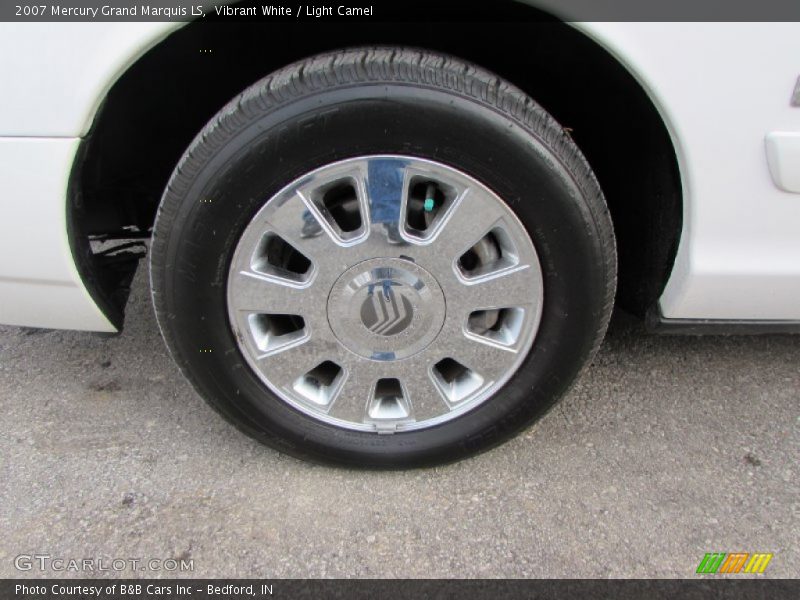 Vibrant White / Light Camel 2007 Mercury Grand Marquis LS