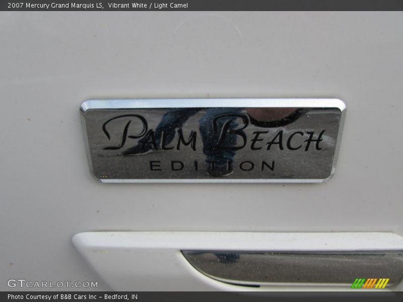 Vibrant White / Light Camel 2007 Mercury Grand Marquis LS