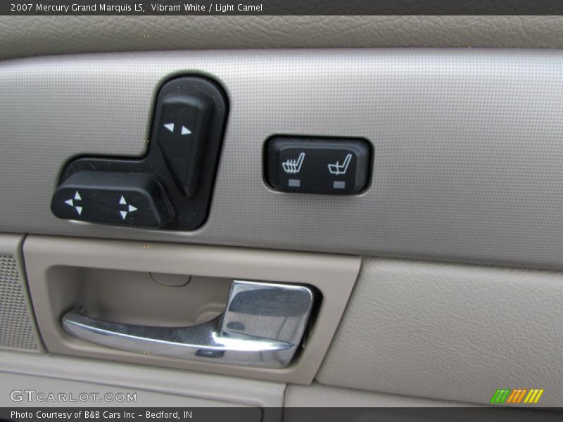 Vibrant White / Light Camel 2007 Mercury Grand Marquis LS