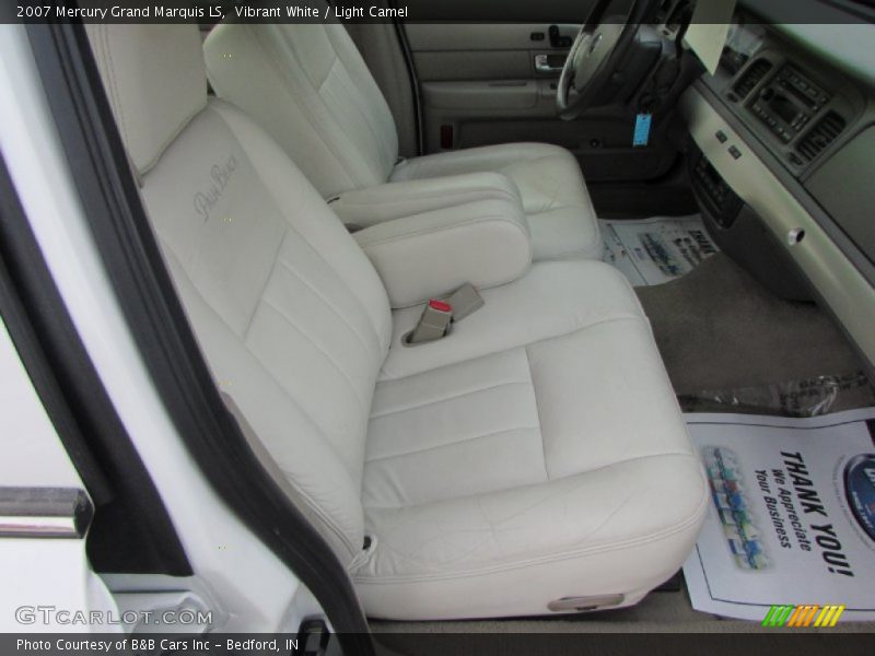 Vibrant White / Light Camel 2007 Mercury Grand Marquis LS