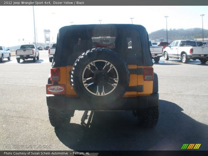 Dozer Yellow / Black 2012 Jeep Wrangler Sport 4x4