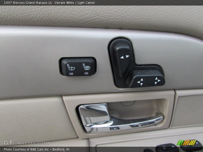 Vibrant White / Light Camel 2007 Mercury Grand Marquis LS