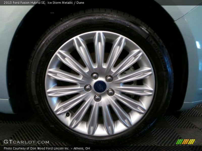 Ice Storm Metallic / Dune 2013 Ford Fusion Hybrid SE