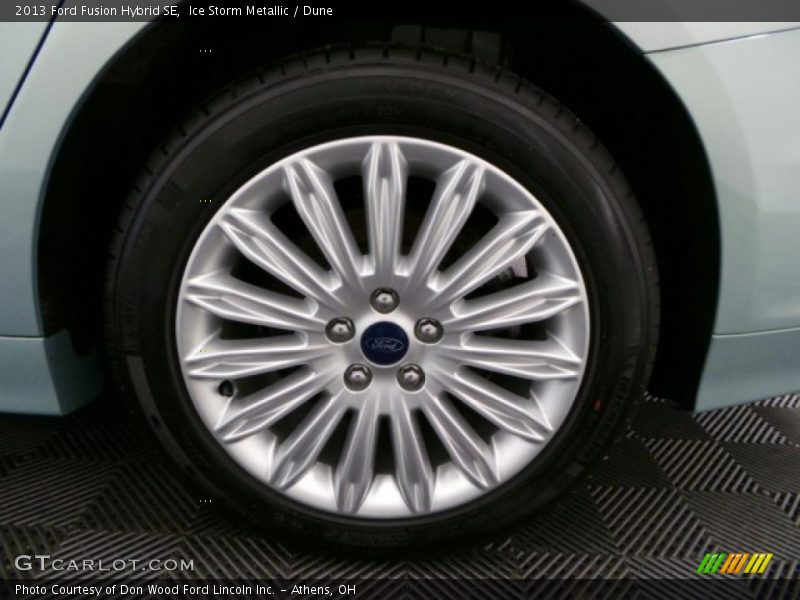 Ice Storm Metallic / Dune 2013 Ford Fusion Hybrid SE