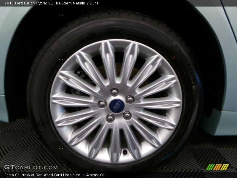 Ice Storm Metallic / Dune 2013 Ford Fusion Hybrid SE