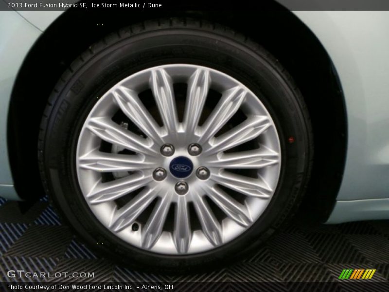 Ice Storm Metallic / Dune 2013 Ford Fusion Hybrid SE