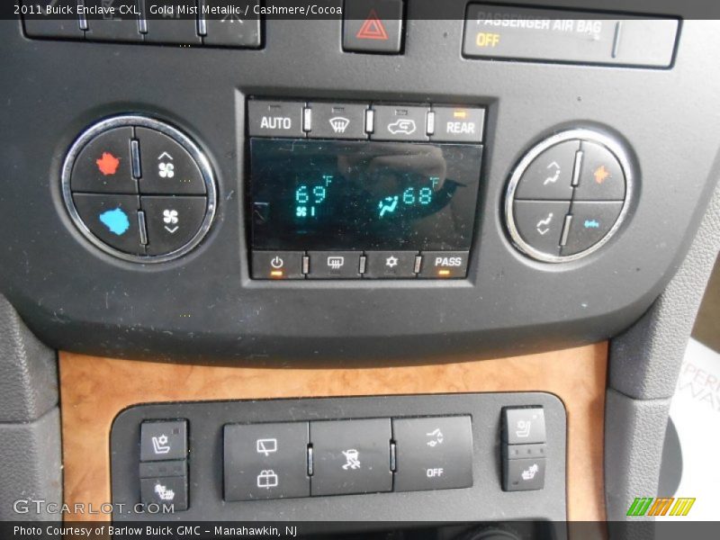 Gold Mist Metallic / Cashmere/Cocoa 2011 Buick Enclave CXL