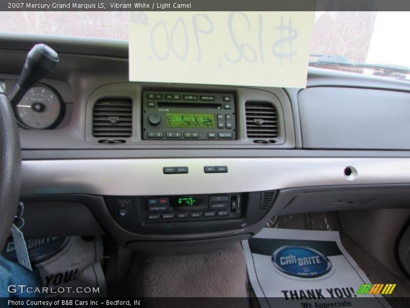 Vibrant White / Light Camel 2007 Mercury Grand Marquis LS