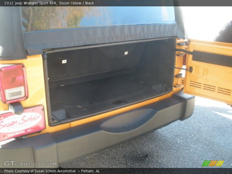 Dozer Yellow / Black 2012 Jeep Wrangler Sport 4x4