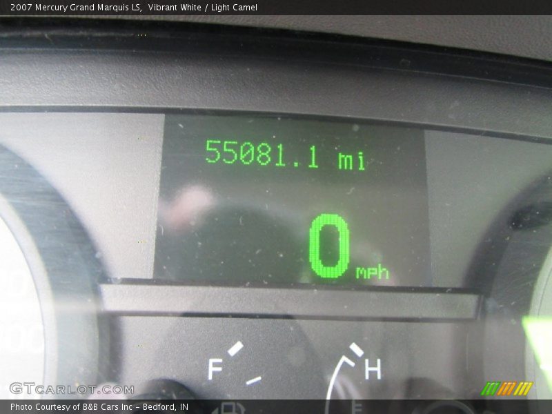 Vibrant White / Light Camel 2007 Mercury Grand Marquis LS