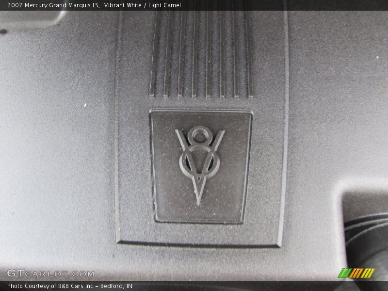 Vibrant White / Light Camel 2007 Mercury Grand Marquis LS