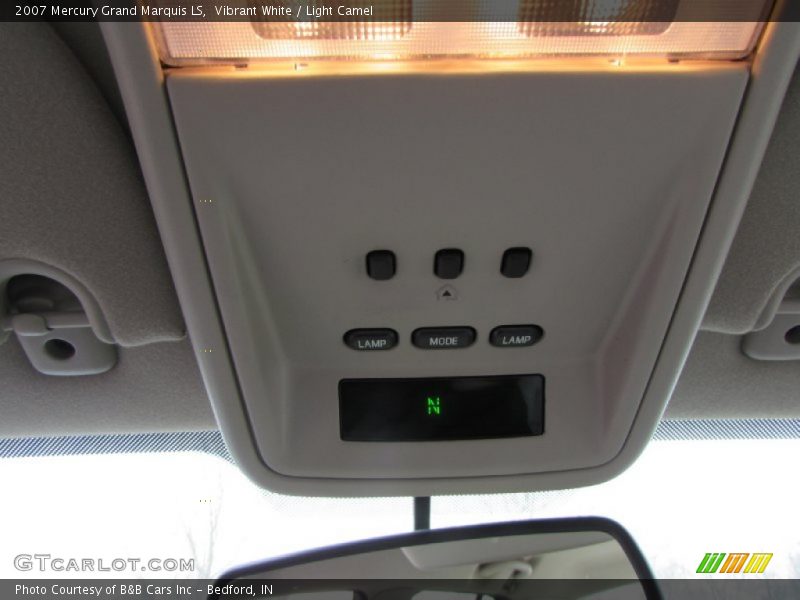Vibrant White / Light Camel 2007 Mercury Grand Marquis LS