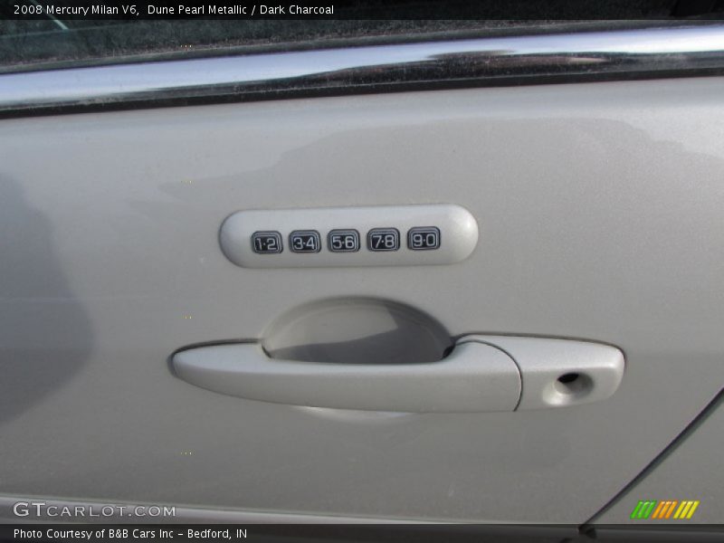 Dune Pearl Metallic / Dark Charcoal 2008 Mercury Milan V6