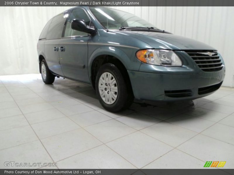 Magnesium Pearl / Dark Khaki/Light Graystone 2006 Chrysler Town & Country