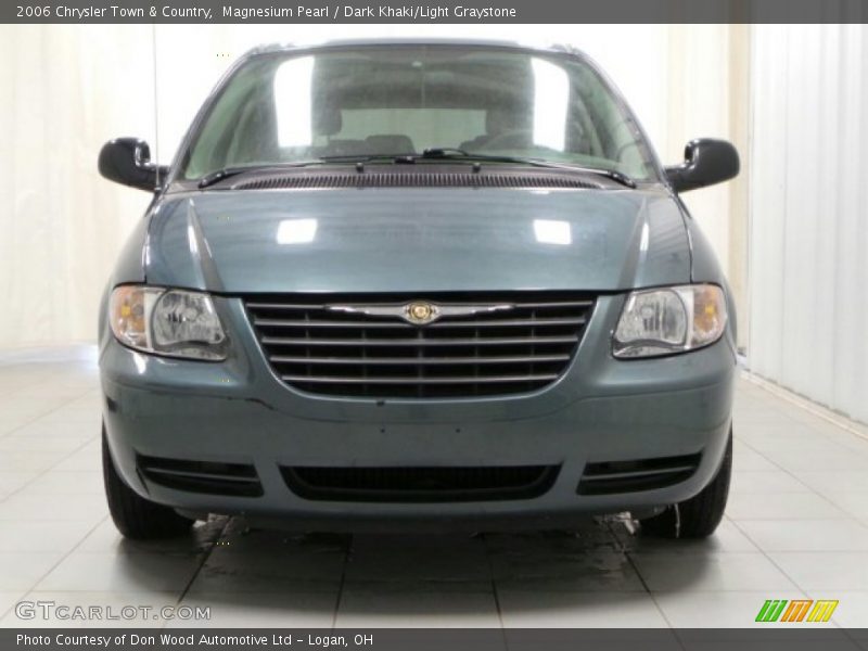 Magnesium Pearl / Dark Khaki/Light Graystone 2006 Chrysler Town & Country