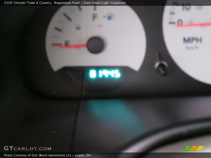 Magnesium Pearl / Dark Khaki/Light Graystone 2006 Chrysler Town & Country