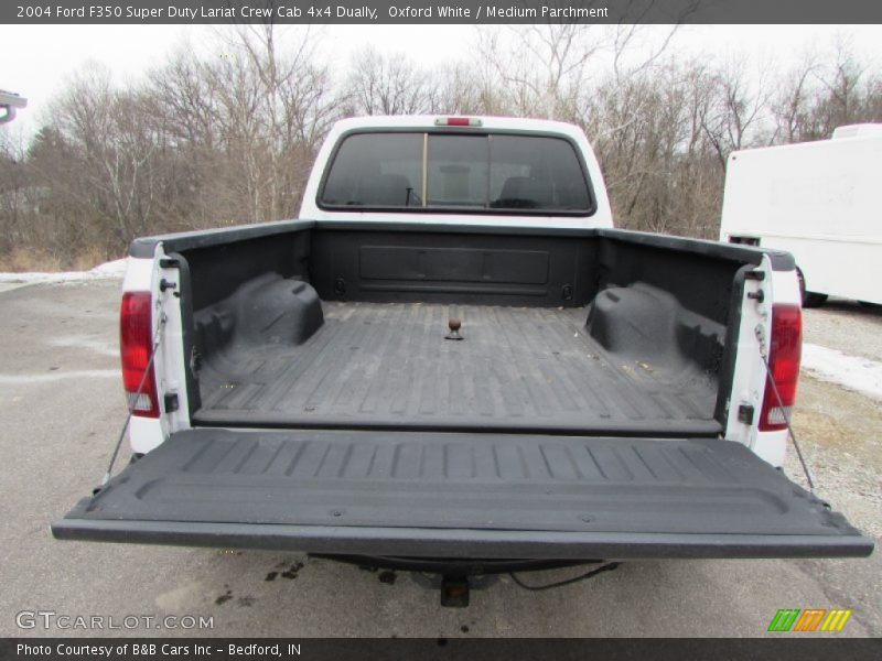 Oxford White / Medium Parchment 2004 Ford F350 Super Duty Lariat Crew Cab 4x4 Dually