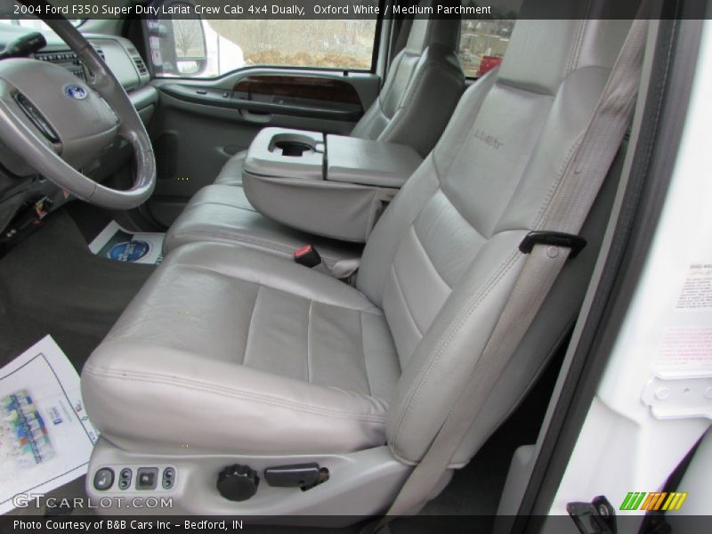 Oxford White / Medium Parchment 2004 Ford F350 Super Duty Lariat Crew Cab 4x4 Dually