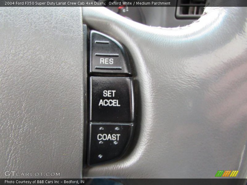 Oxford White / Medium Parchment 2004 Ford F350 Super Duty Lariat Crew Cab 4x4 Dually