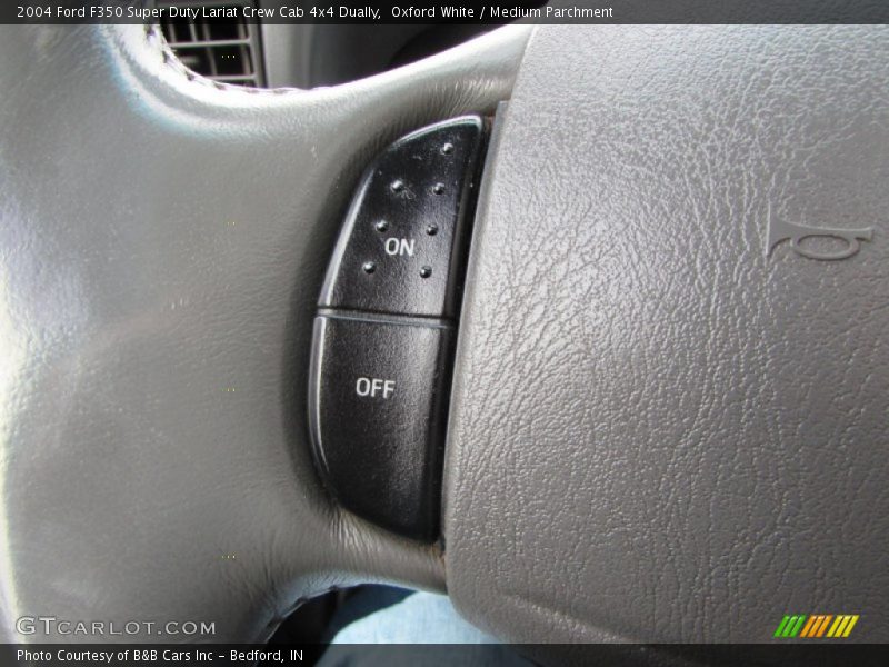 Oxford White / Medium Parchment 2004 Ford F350 Super Duty Lariat Crew Cab 4x4 Dually