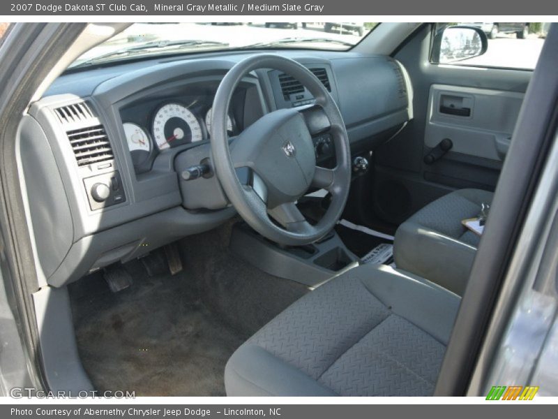 Mineral Gray Metallic / Medium Slate Gray 2007 Dodge Dakota ST Club Cab