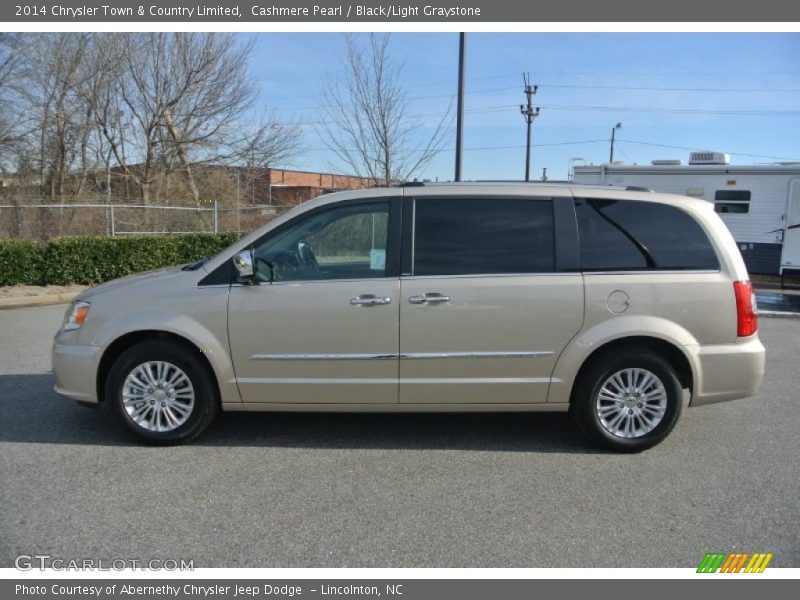  2014 Town & Country Limited Cashmere Pearl