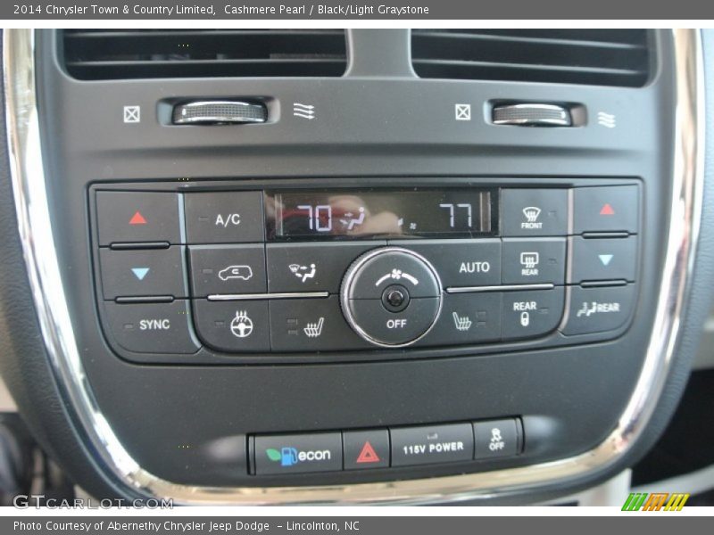 Controls of 2014 Town & Country Limited