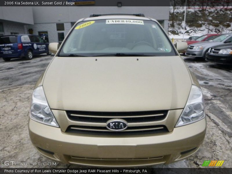 Sunset Gold / Beige 2006 Kia Sedona LX